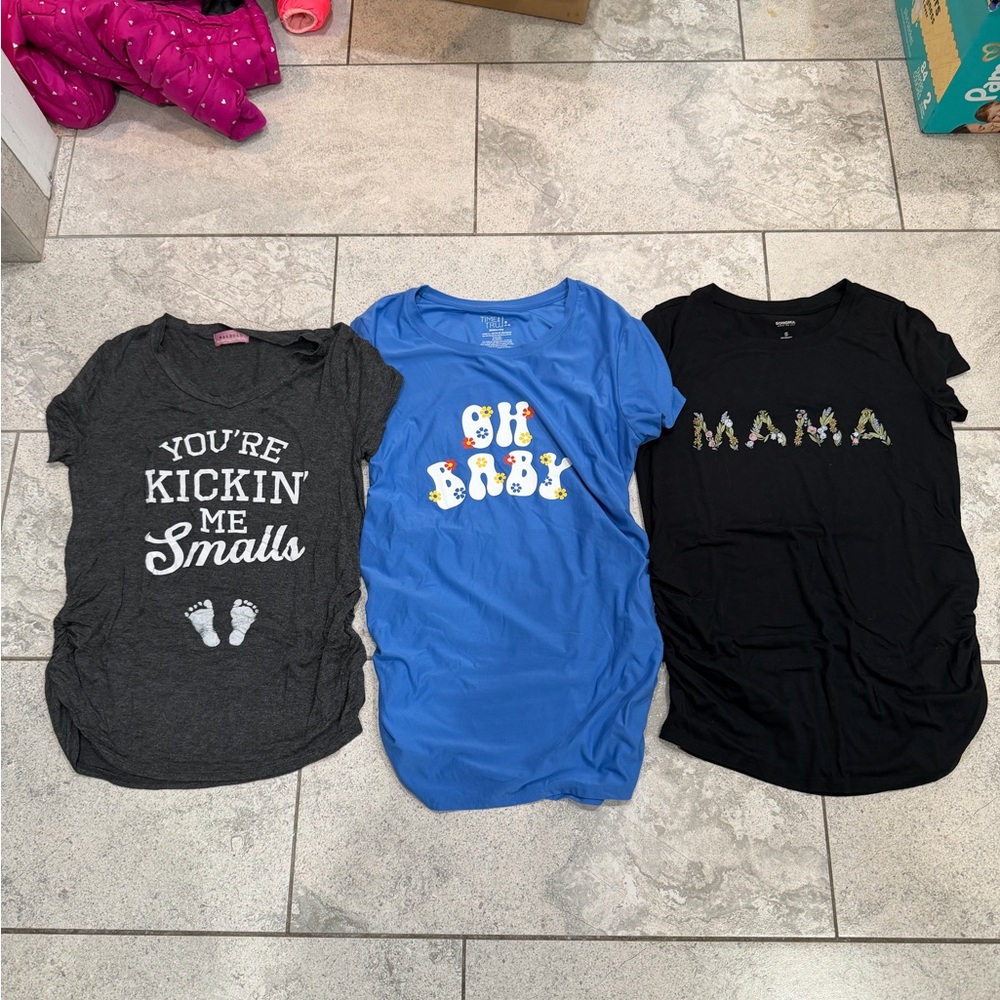 Lot of small maternity shirts